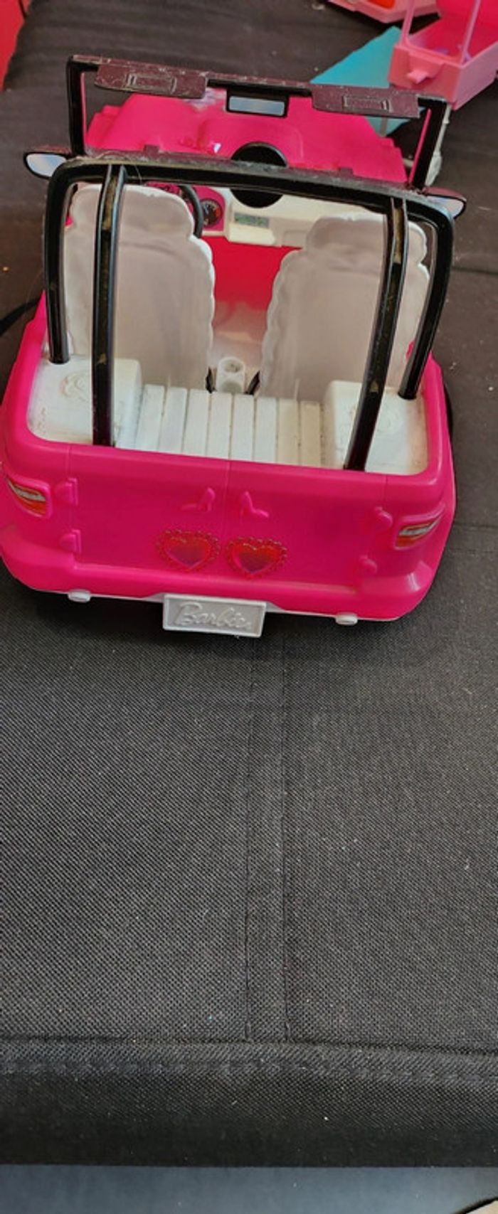 Voiture barbies - photo numéro 3