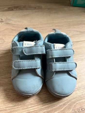 Chaussures T 20
