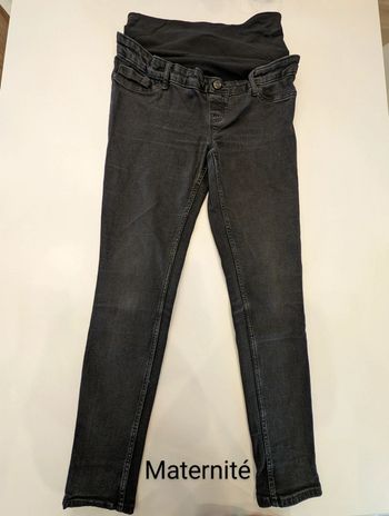 Pantalon noir de grossesse