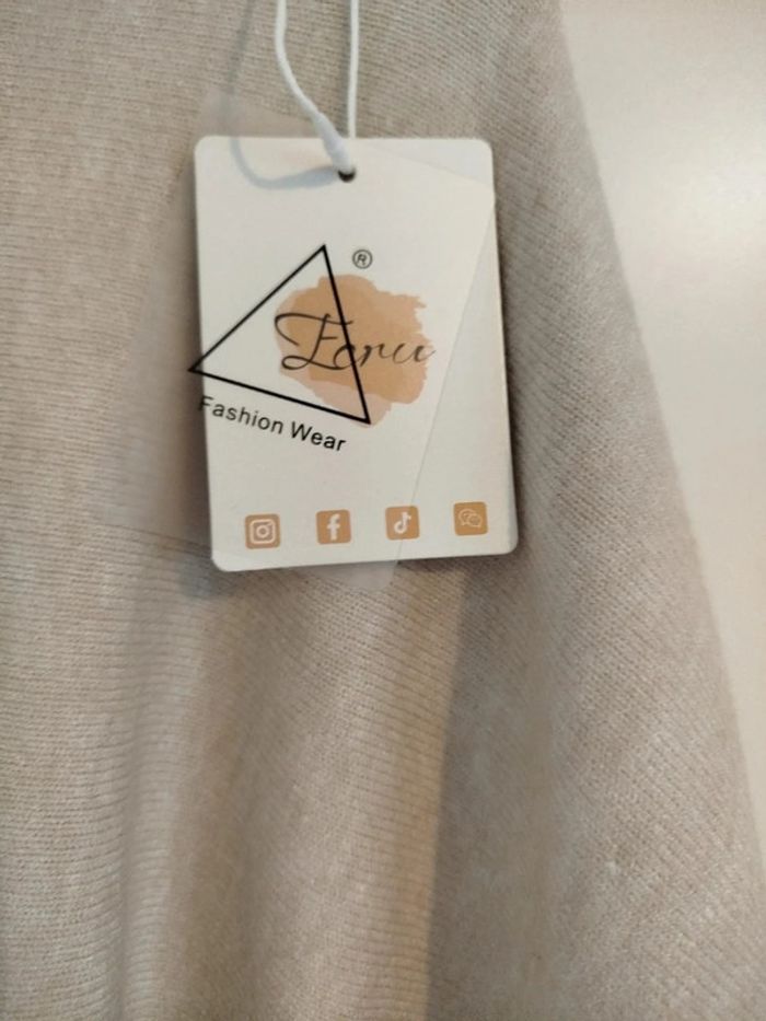 Pull T unique - photo numéro 3
