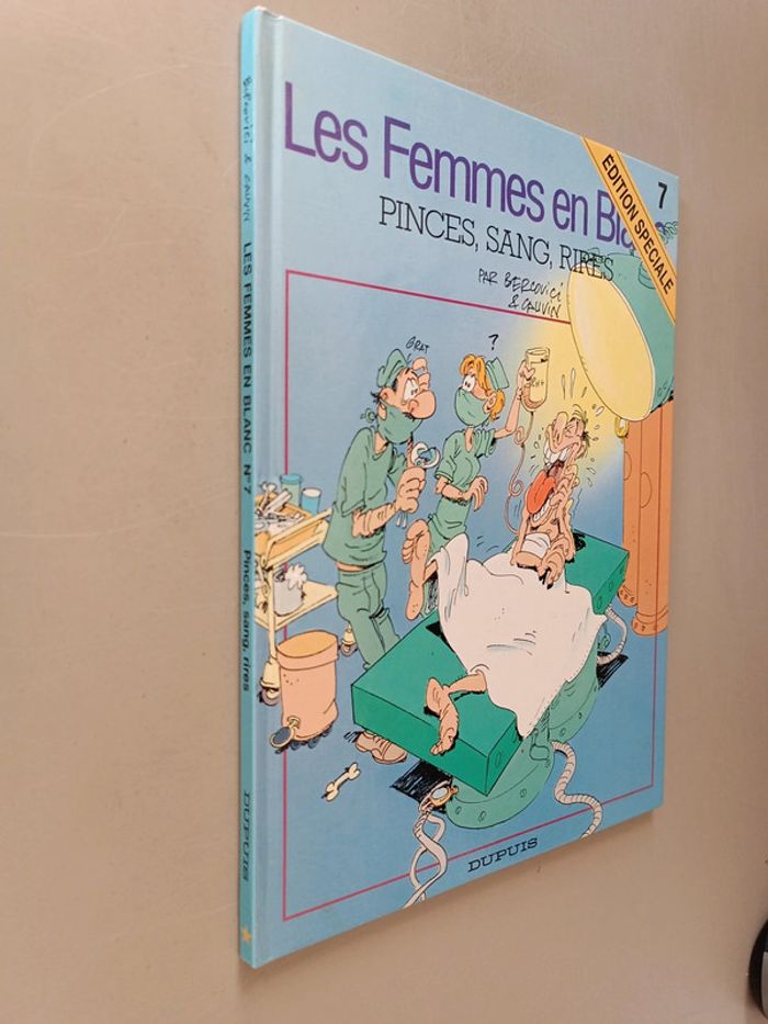 Les filles en blanc Pinces, sang, rires Numéro 7 - photo numéro 10