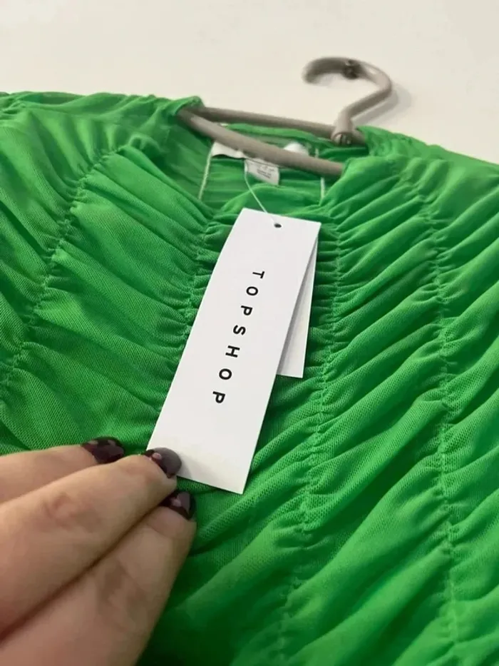 💚 Robe verte ruchée – Taille S - photo numéro 5