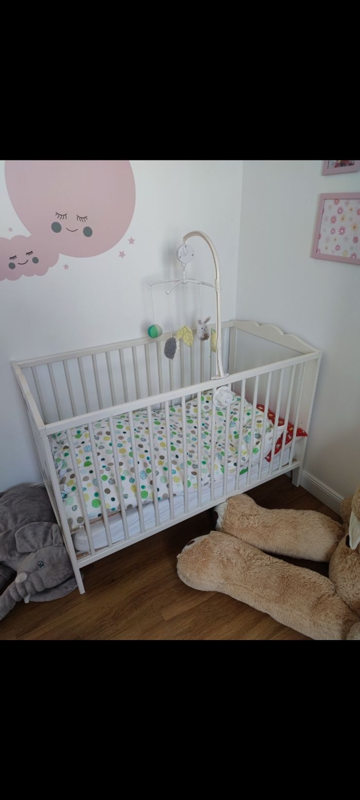 Lit bébé Ikea - photo numéro 2