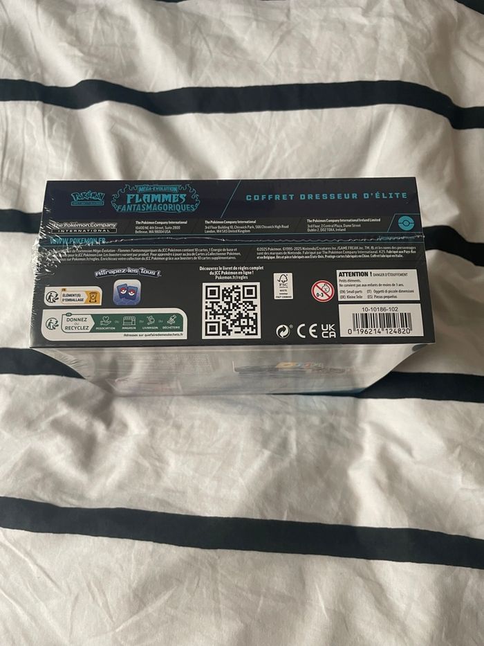Pokémon Coffret Dresseur ETB ME02 Flammes Fantasmagoriques  FR Neuf - photo numéro 2