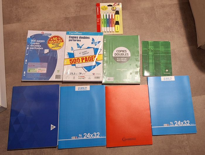 Fournitures scolaires neuves