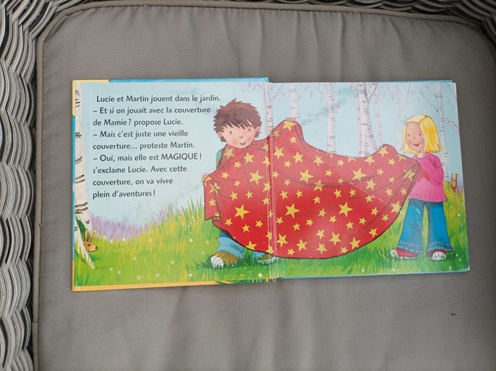 Joli livre pop up " la couverture magique" - photo numéro 2