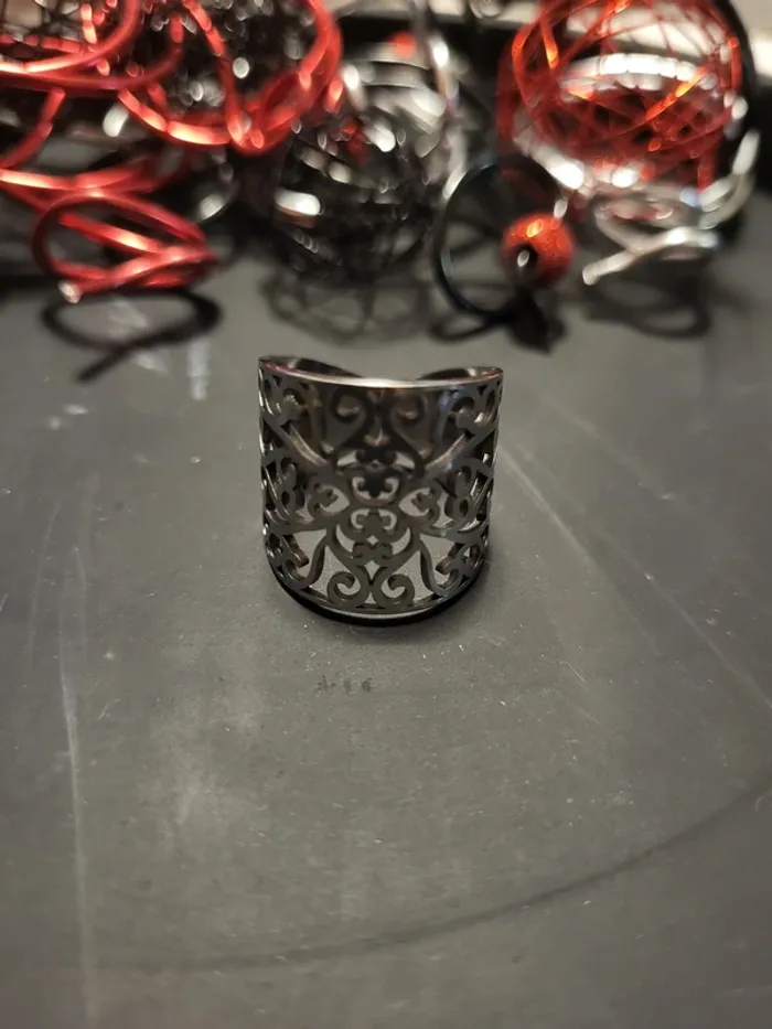 Bague acier inoxydable ajustable motif floral ajouré argenté - photo numéro 2