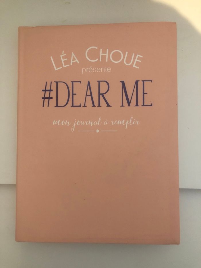 Léa Choue présente Dear me - Mon journal à remplir