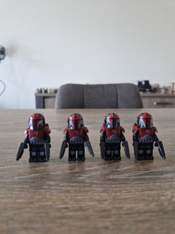 Figurines type lego 4 guerriers mandalorian star wars