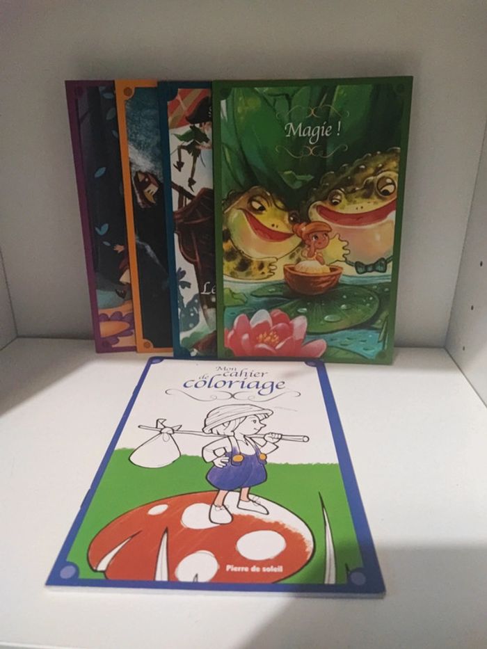 Lot petits livres contes