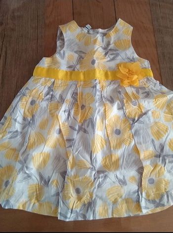 robe à fleur jaune