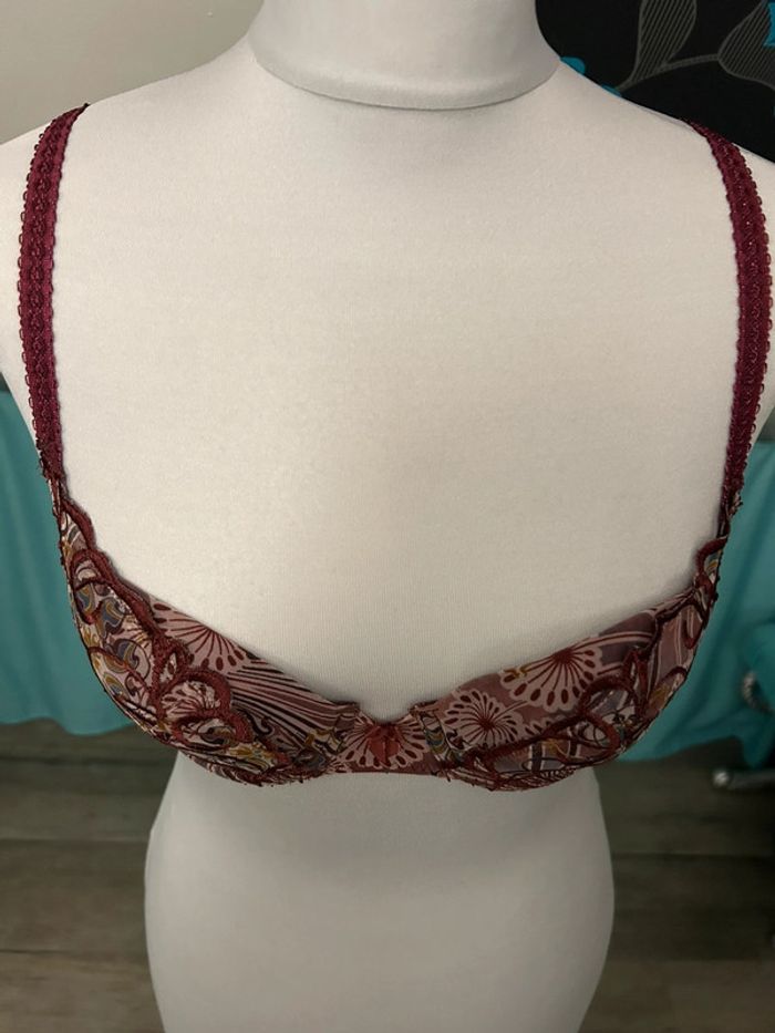 Soutien gorge 85B - photo numéro 3