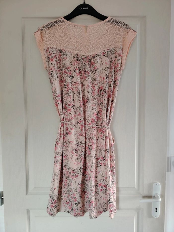 Robe fluide taille 36 - photo numéro 2