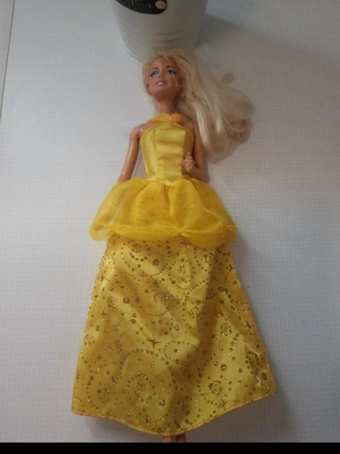đ poupĂ©e barbie de 2009 Mattel đ - photo numĂ©ro 3