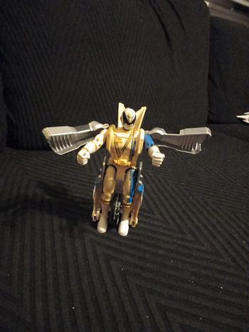 Power rangers SPD Oméga