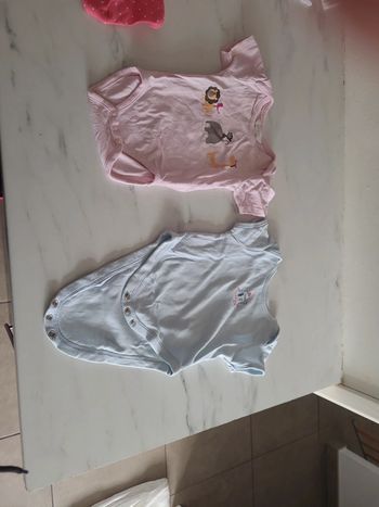 Lot bodies MC 1 mois TBE