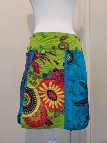 Jupe multi-color T.U