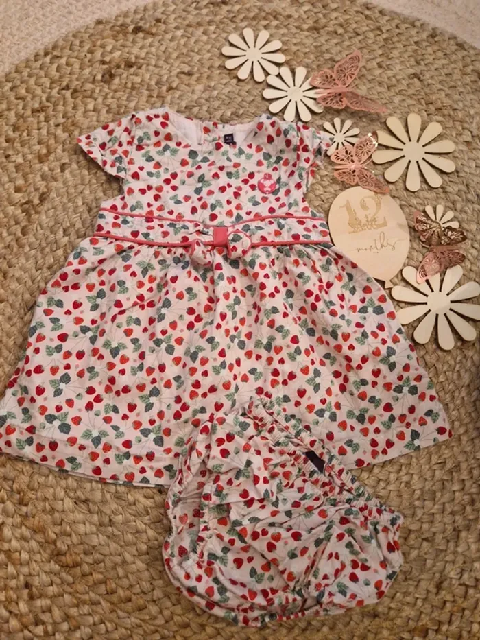 Robe à motifs fraise sergent major bebe fille 12mois