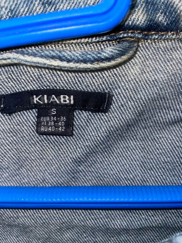 Veste courte  en jeans avec perles - photo numéro 3