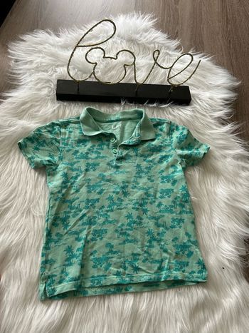 Très beau polo manches courtes 🥰 la halle taille 6 ans
