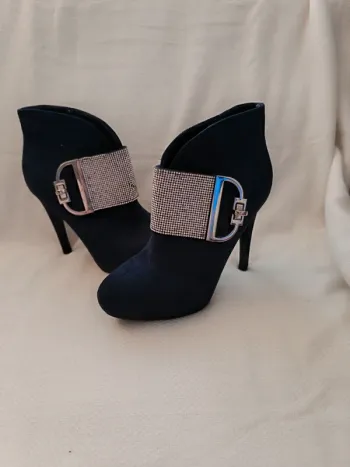 🎀 magnifique bottine a talon bleu marine taille 37 🎀