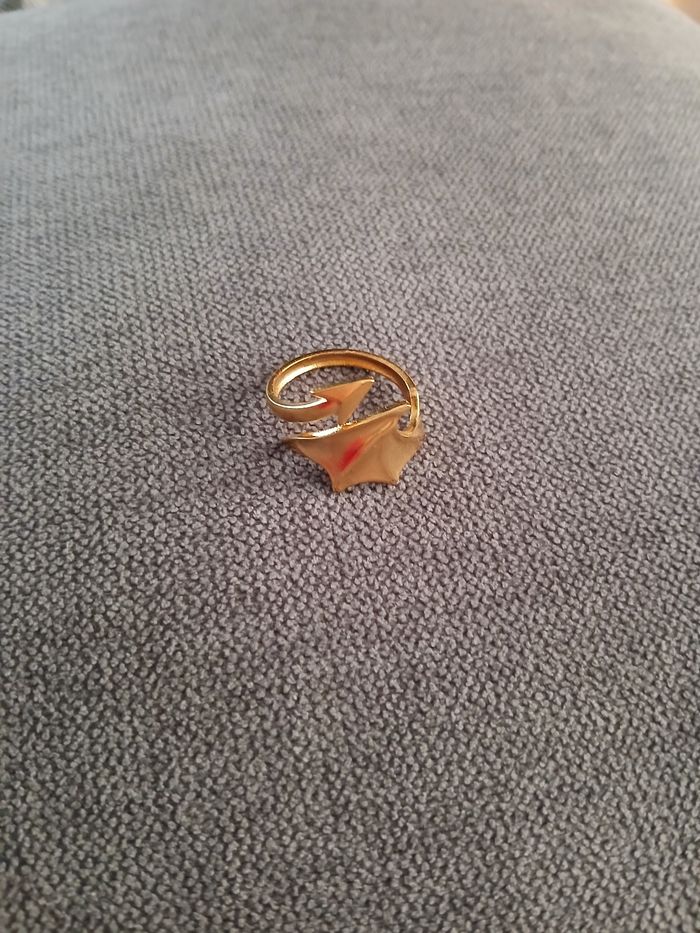 Bague dorée en acier inoxydable - photo numéro 4