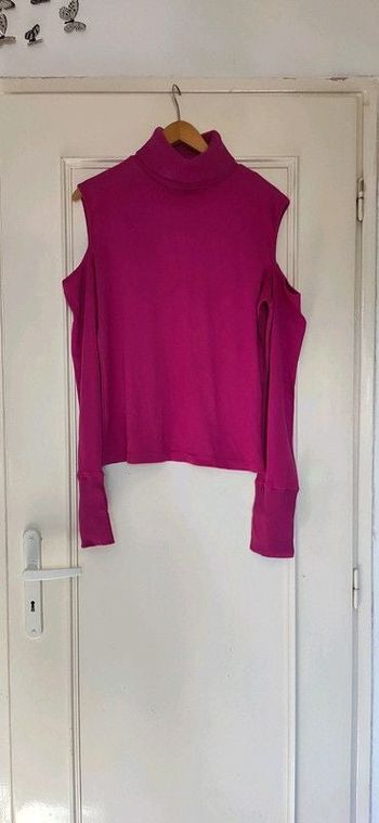 Pull épaules découvertes