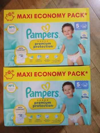 Couches Pampers premium protection