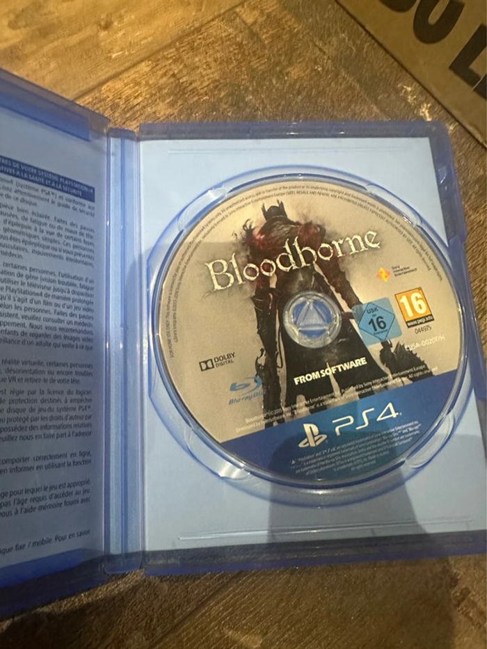 Bloodborn ps4 - photo numéro 2
