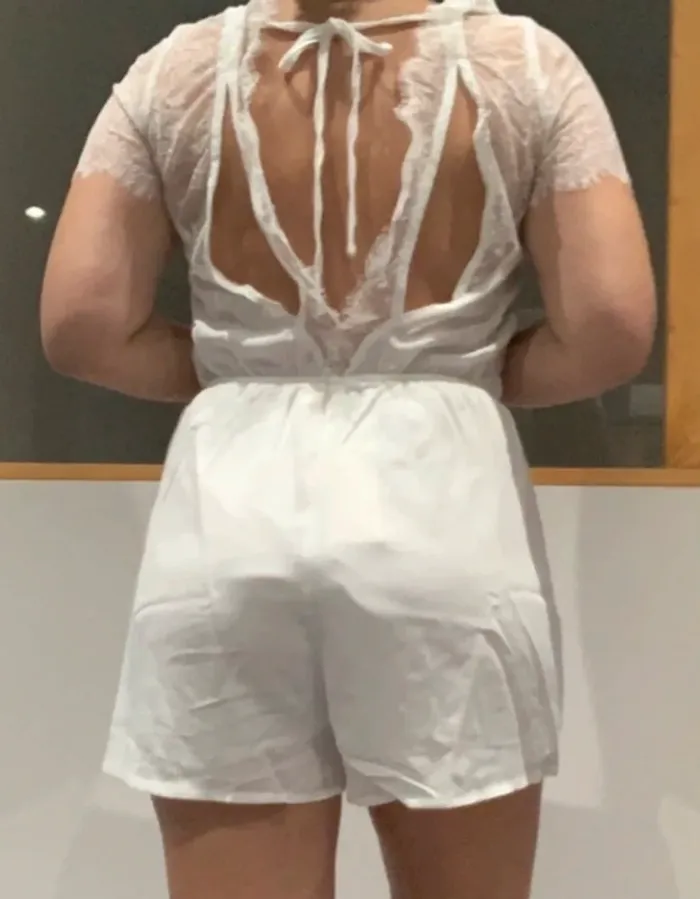Combishort blanche dentelle dos nu sexy - photo numéro 3