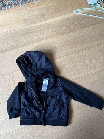 Blouson jacadi mixte 3 ans marine avec capuche excellent état 