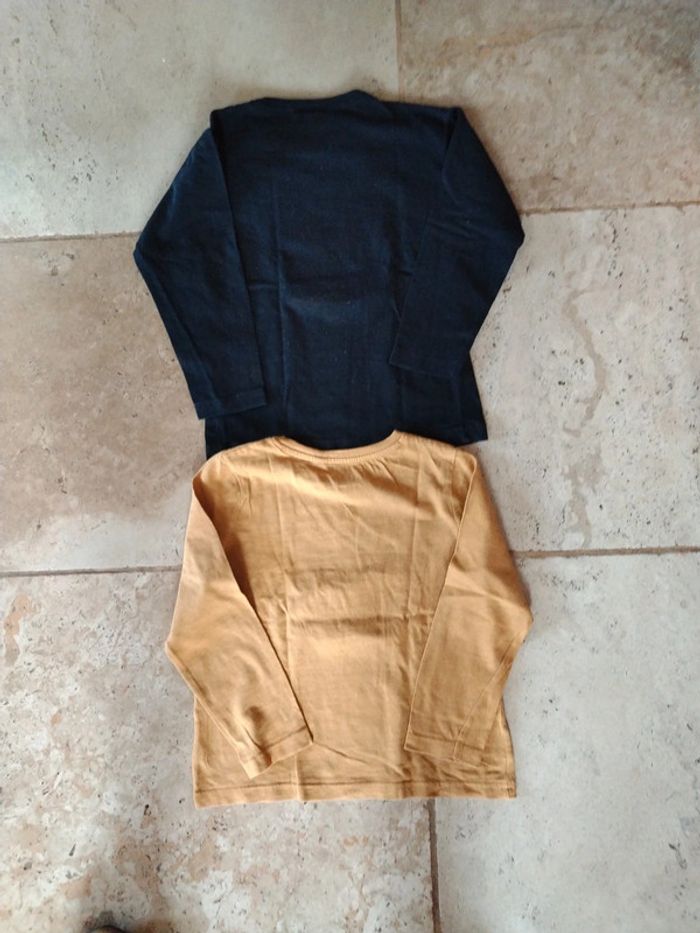 2 t shirt manches longues garçon en 5 ans - photo numéro 2