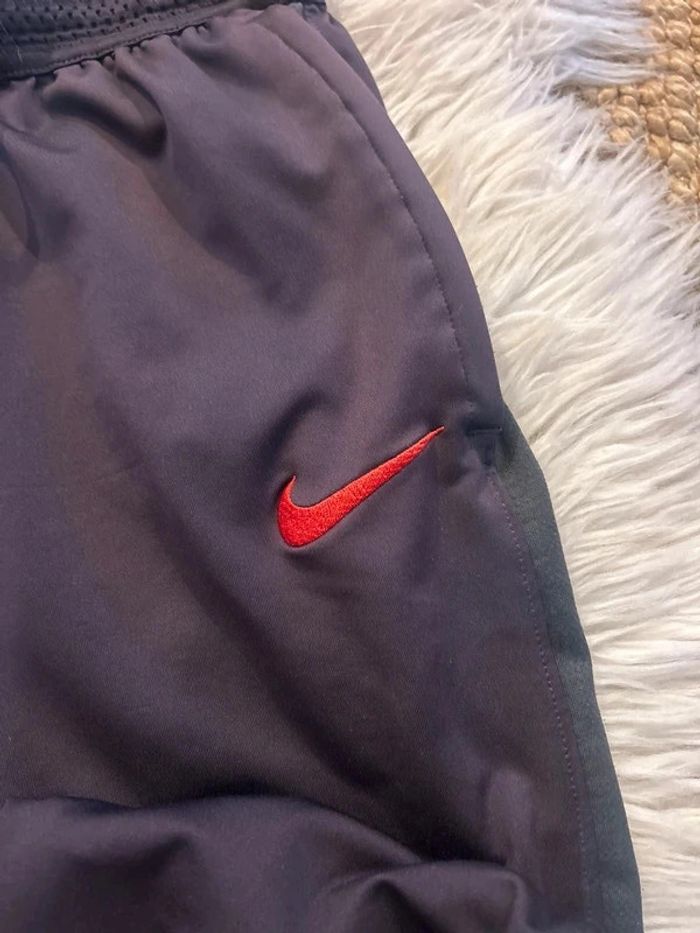 Garçon 👦🏻 Jogging foot PSG nike taille xl/158-170 cm - photo numéro 5