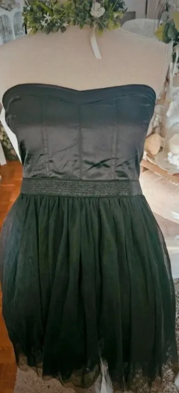 Robe noire satinée et tulle Jennyfer Taille L Neuve