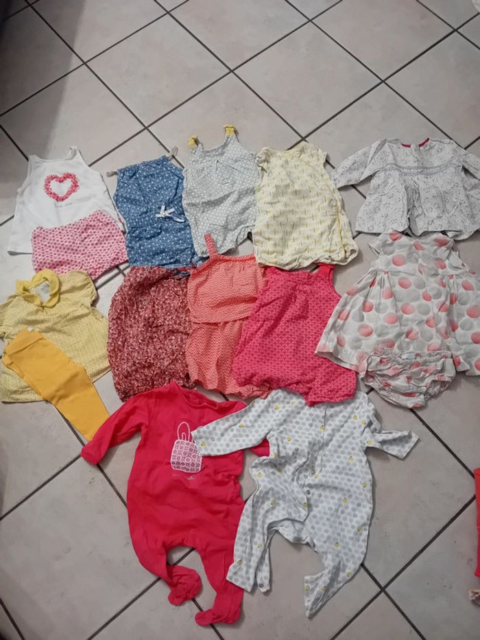 Lot bébé fille 6 mois