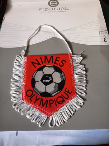Fanion Nîmes Olympi
