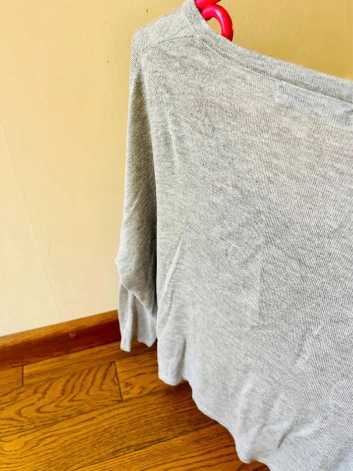 Sublime pull gris mango taille XS décolleté en V - photo numéro 3
