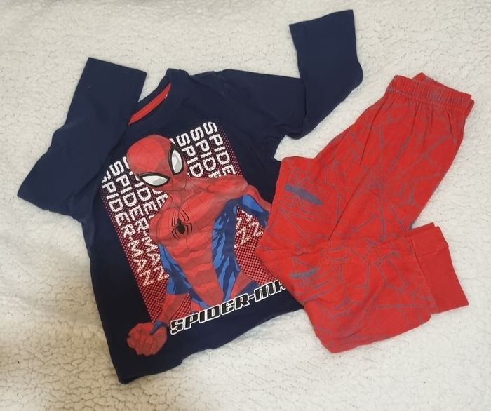 Pyjama spider man