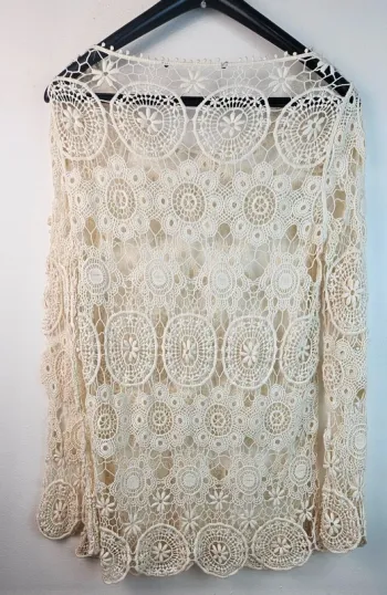 Haut dentelle bohème