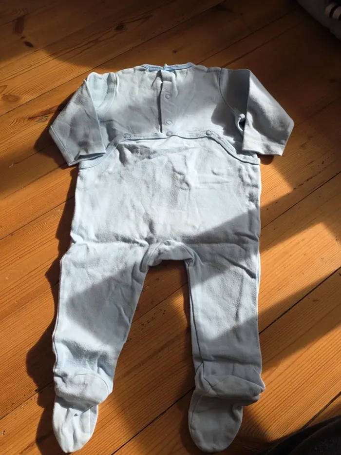 Lot de 5 vêtements 12 mois. - photo numéro 11