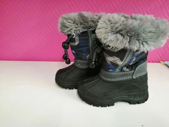 paire de bottes neige garcon pointure 20 neuve