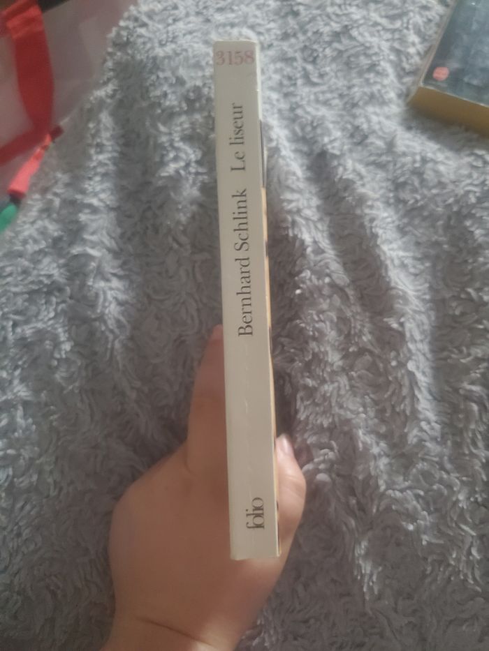 Le liseur. Bernhard Schlink. - photo numéro 3