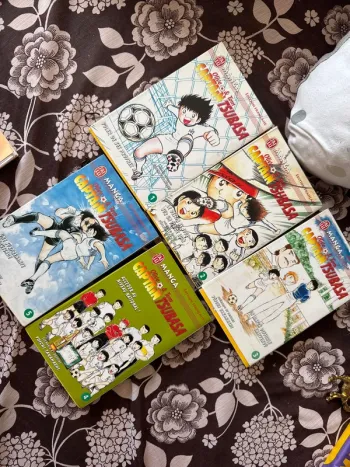 Lot captain tsubasa 1 a 5 j’ai lu 1999