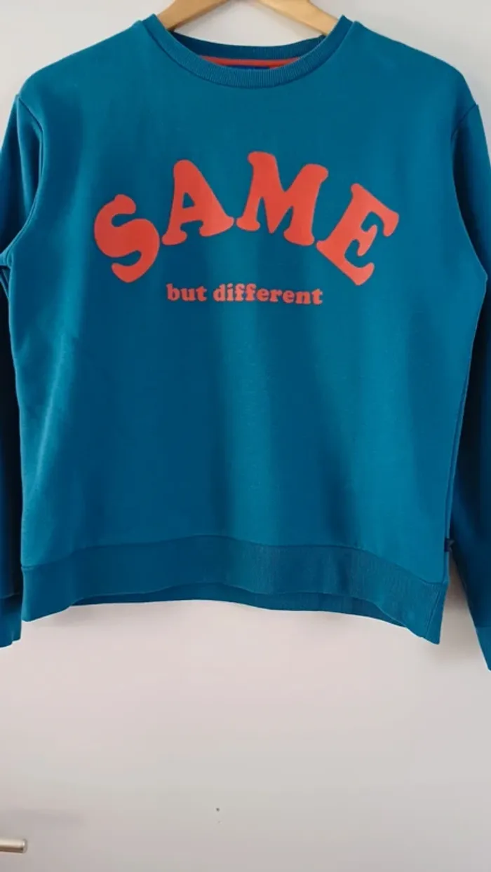 Pull sweat-shirt okaïdi taille 14 ans