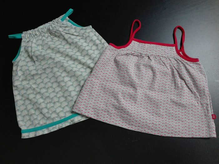 Lot 2 débardeurs obaibi neuf motif géométrique années 60 été bébé fille 12 mois