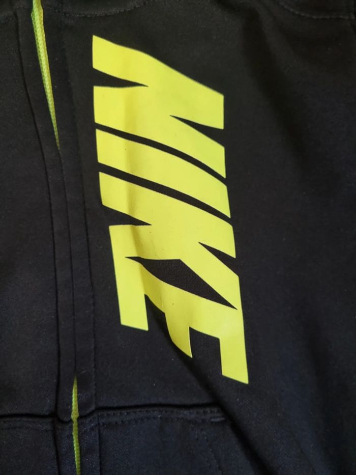 Veste de survêtement Nike pour bébé 🚼 12mois - photo numéro 4