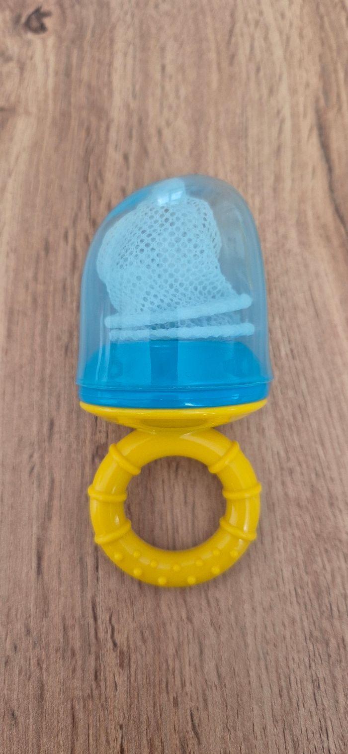Grignoteuse alimentaire bleu