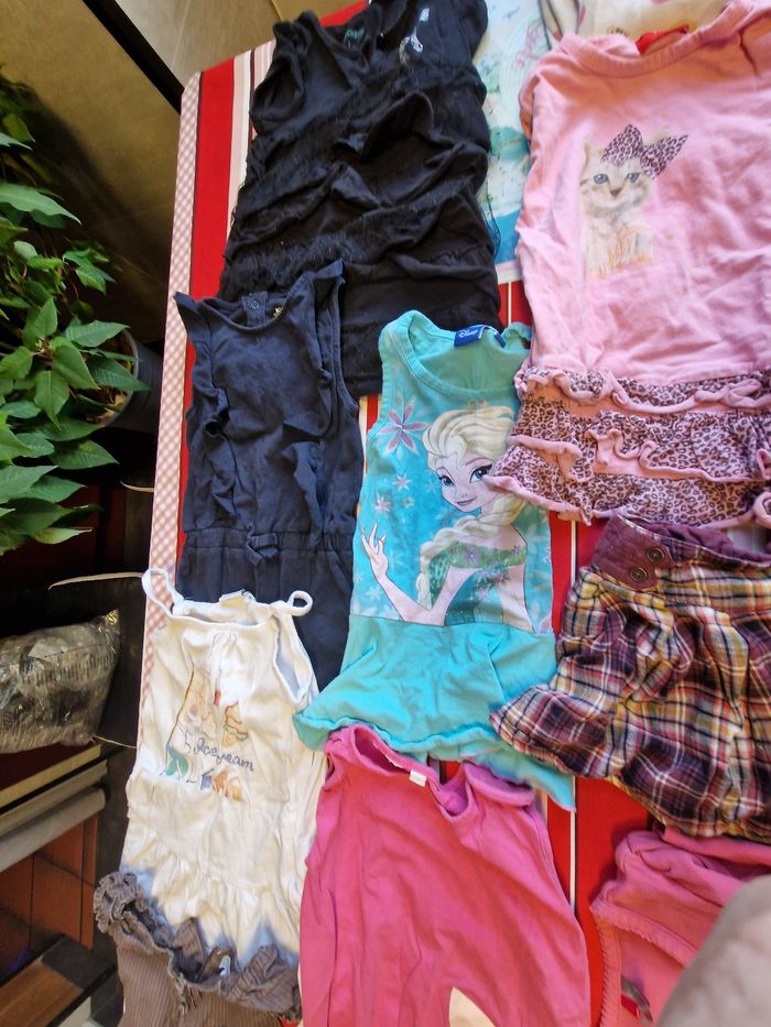 Lot vêtements 24mois fille N 18 - photo numéro 2