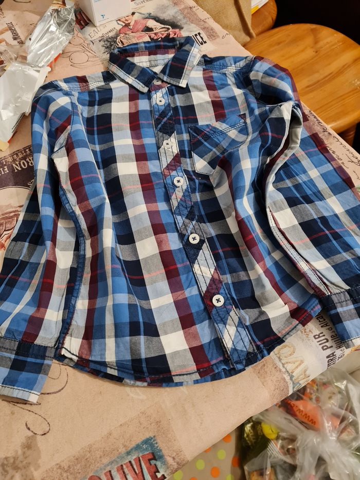 Vêtements garçon 6ans - photo numéro 4