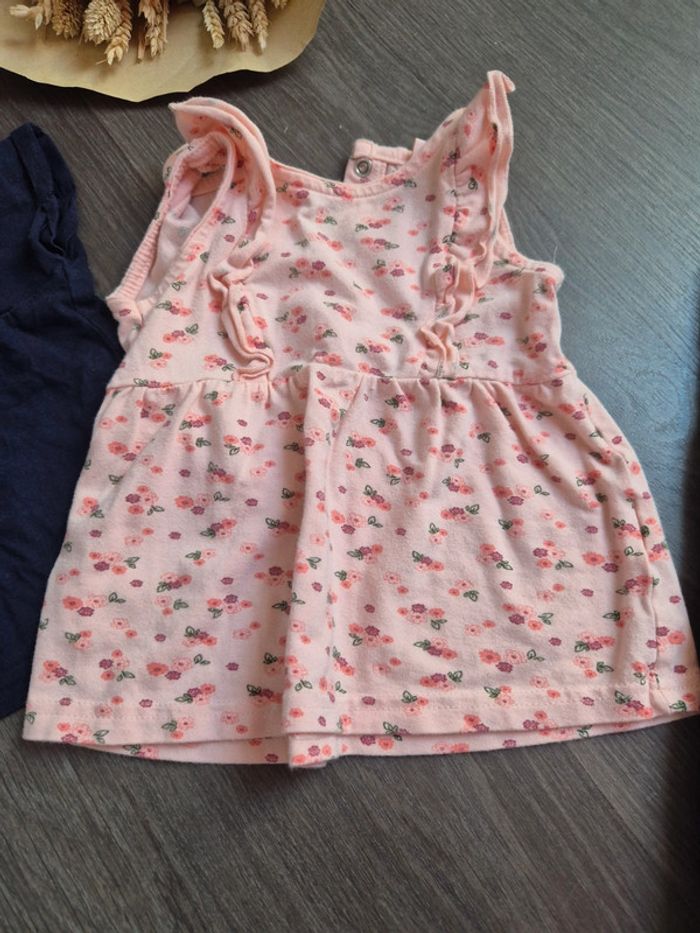 Magnifique lot de 3 robes 3 mois - photo numéro 4